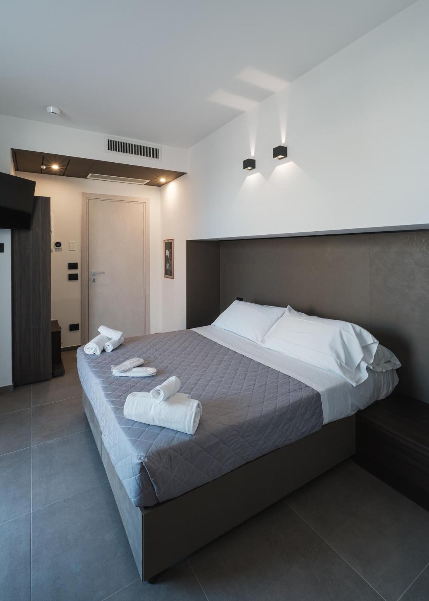 Residence Goldoni6 Suite Apartment Rimini Eksteriør bilde