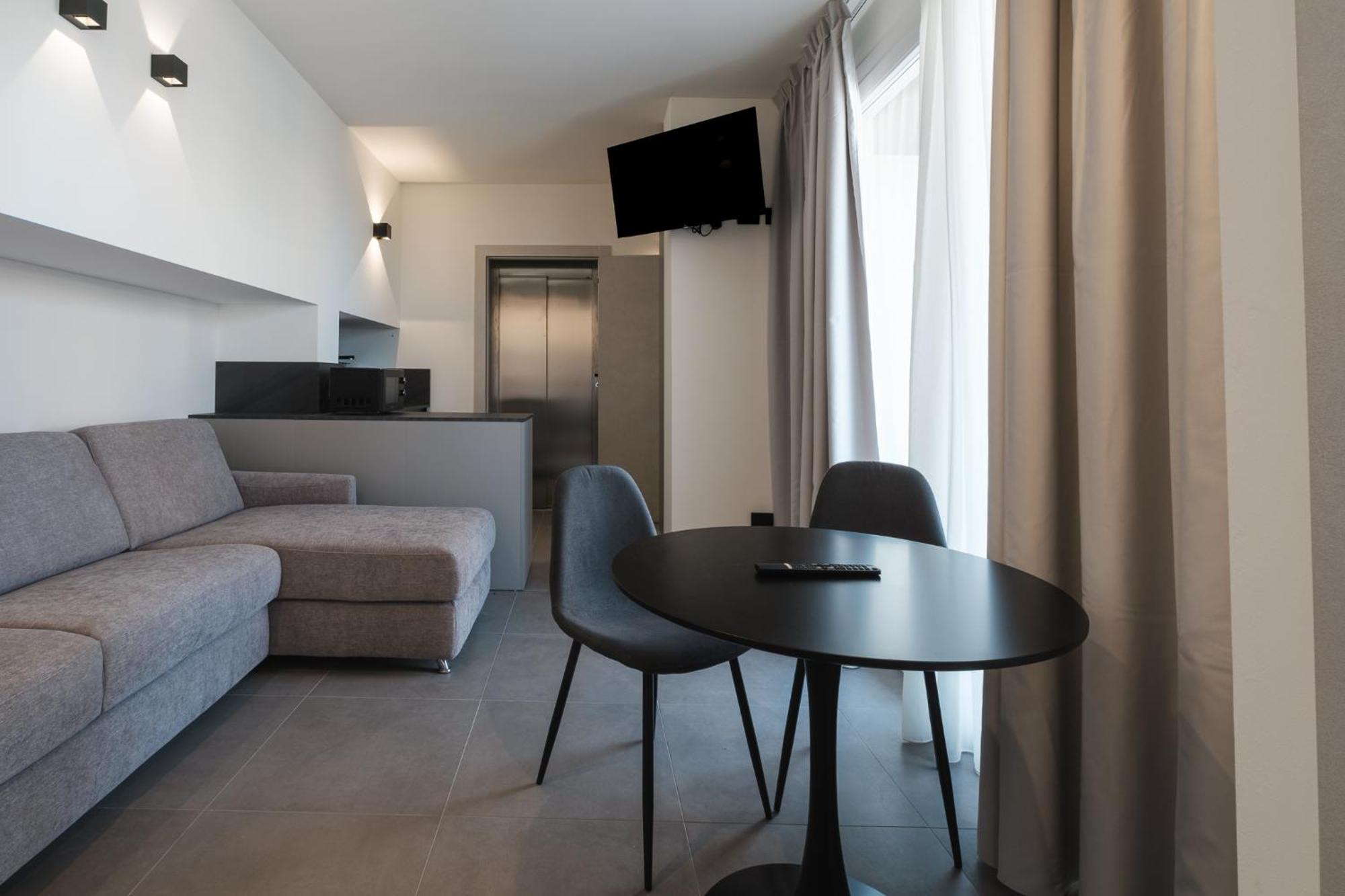 Residence Goldoni6 Suite Apartment Rimini Eksteriør bilde